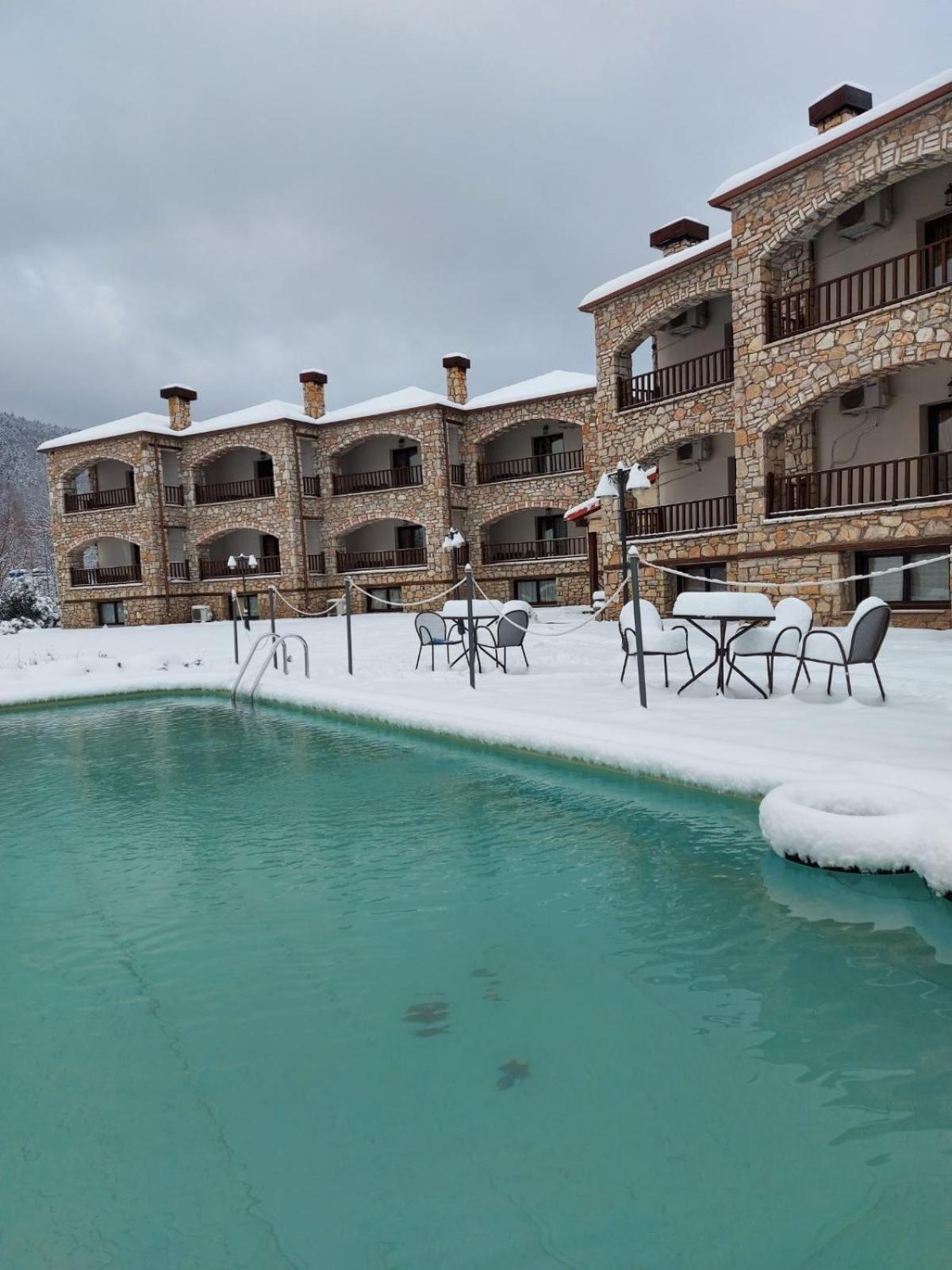Aiolides Hotel Kalívia Eksteriør bilde